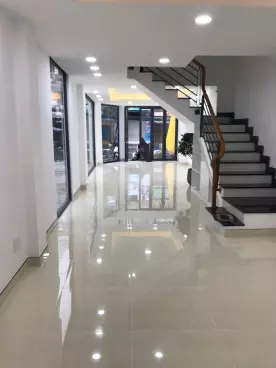 the owner needs to sell hoang hoa tham binh thanh house