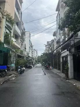 Tan Phu