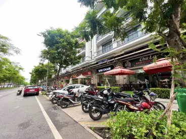can tien ly sell 5-storey shophouse nguyen thi nhung van phuc city for 22 billion