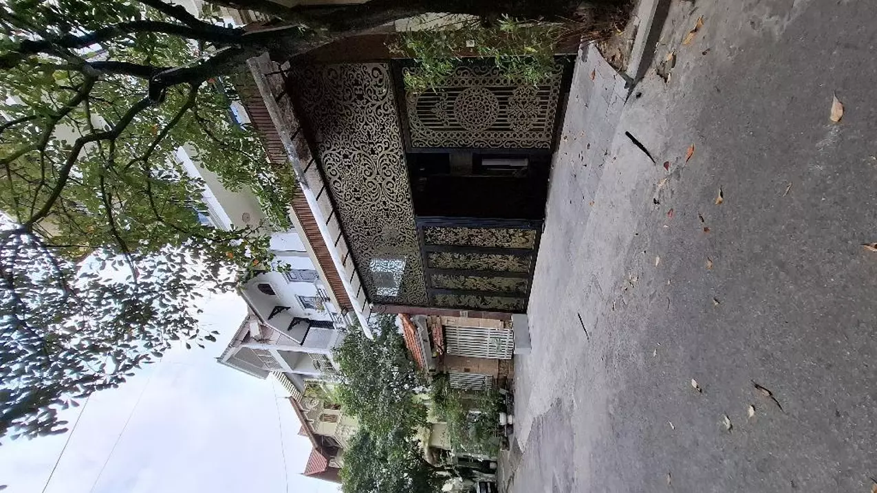 Nam Tu Liem