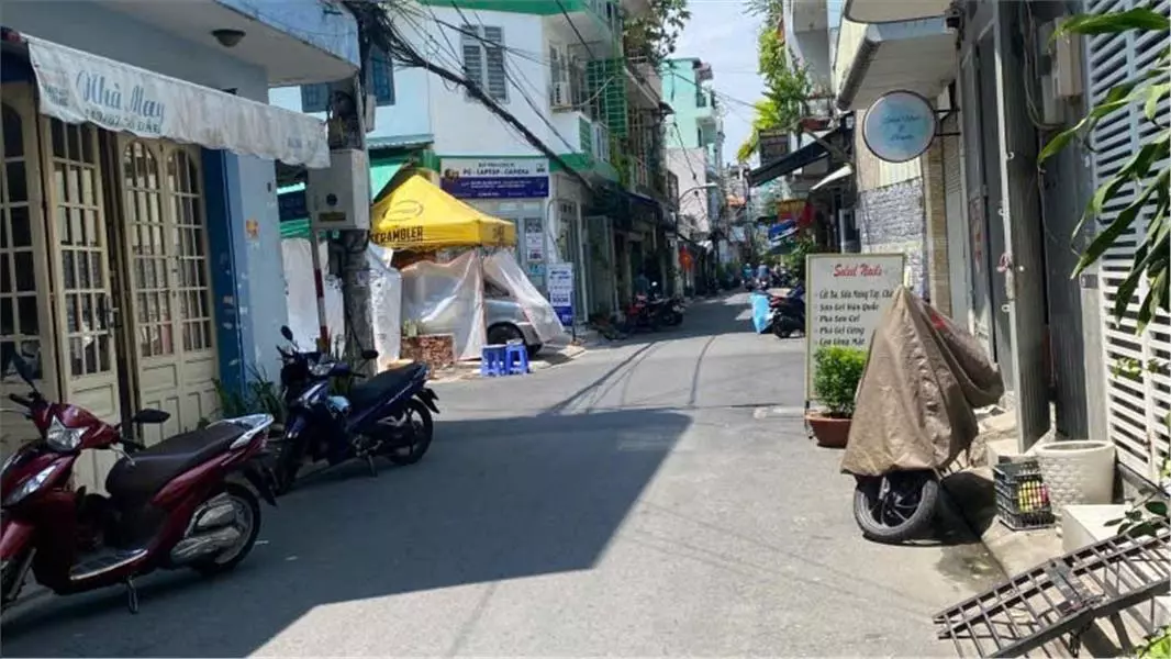 Tan Phu