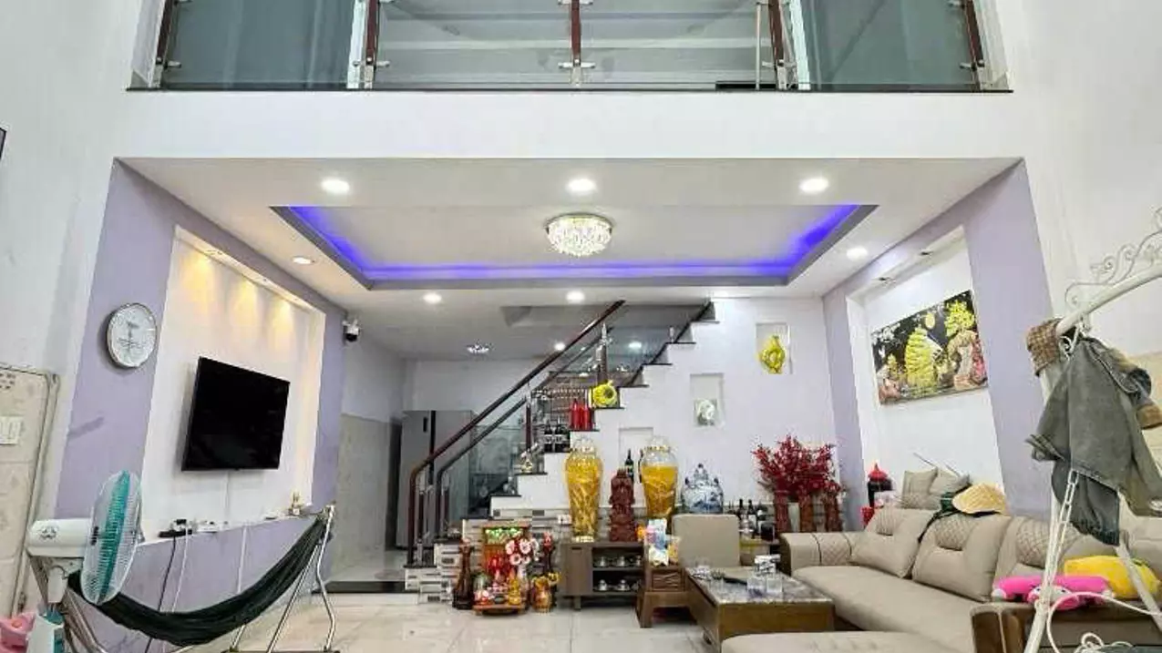 Tan Phu