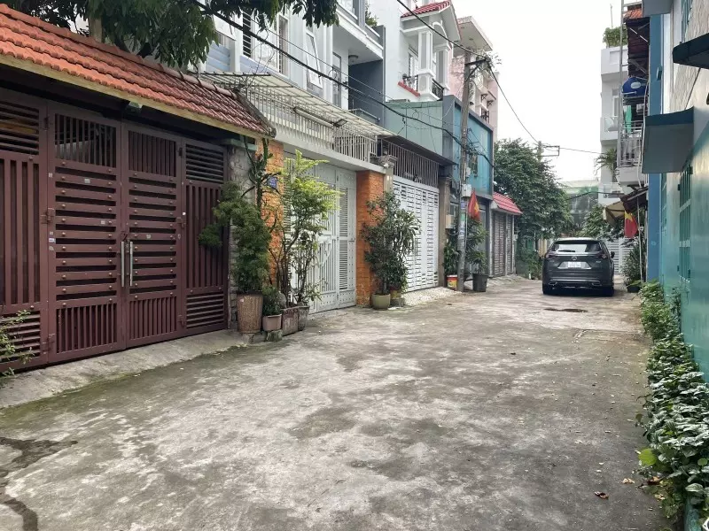 Tan Phu