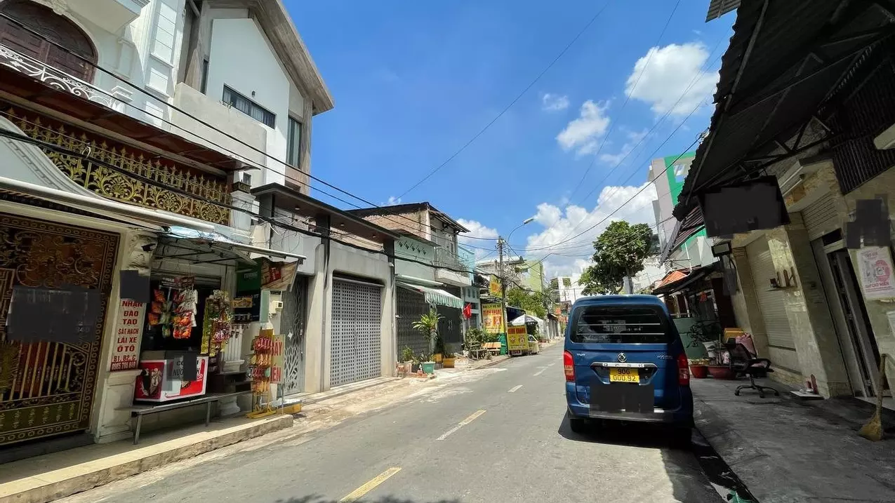 Tan Phu