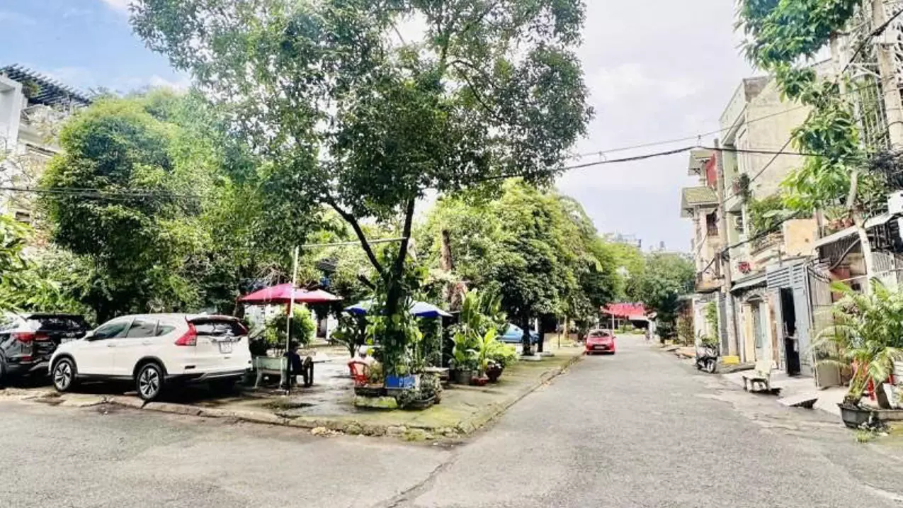 Tan Phu