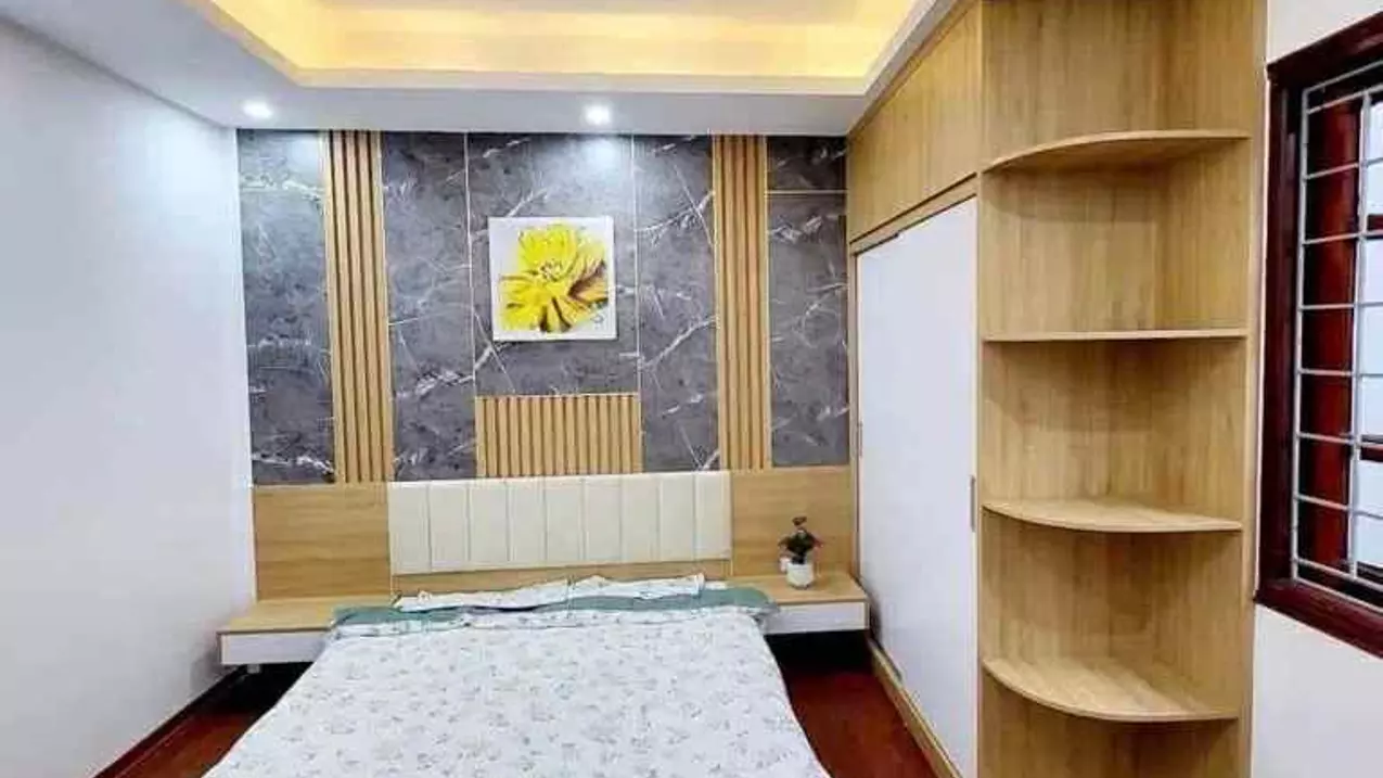 Nam Tu Liem