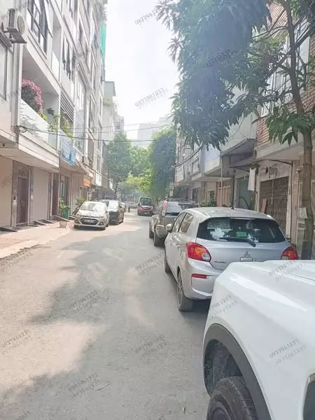 Nam Tu Liem