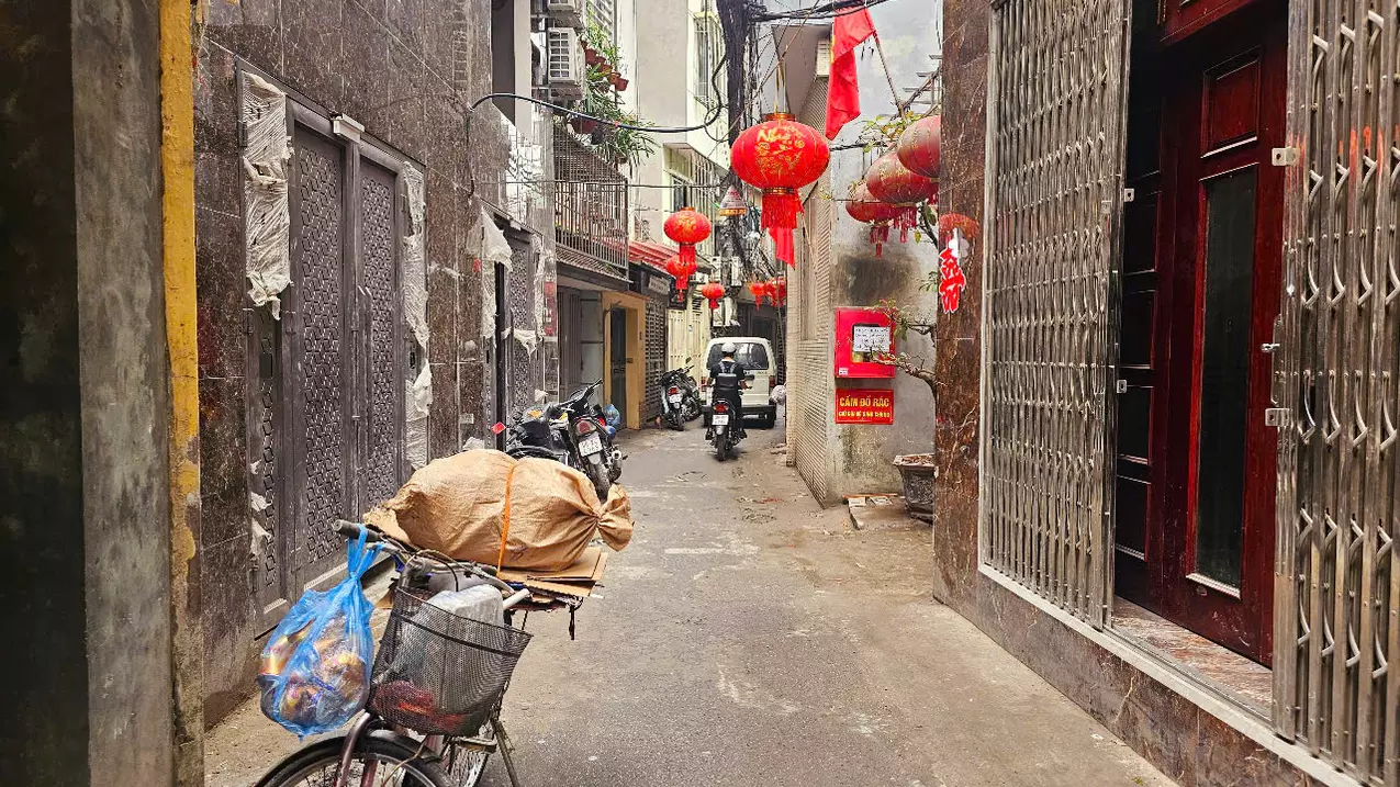 Nam Tu Liem