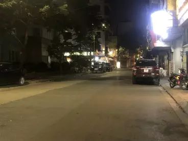 Nam Tu Liem