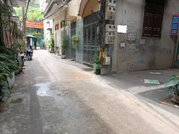 Ha Dong