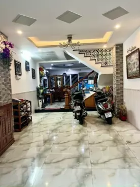 Phu Nhuan