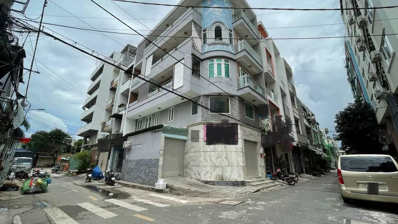 Tan Phu