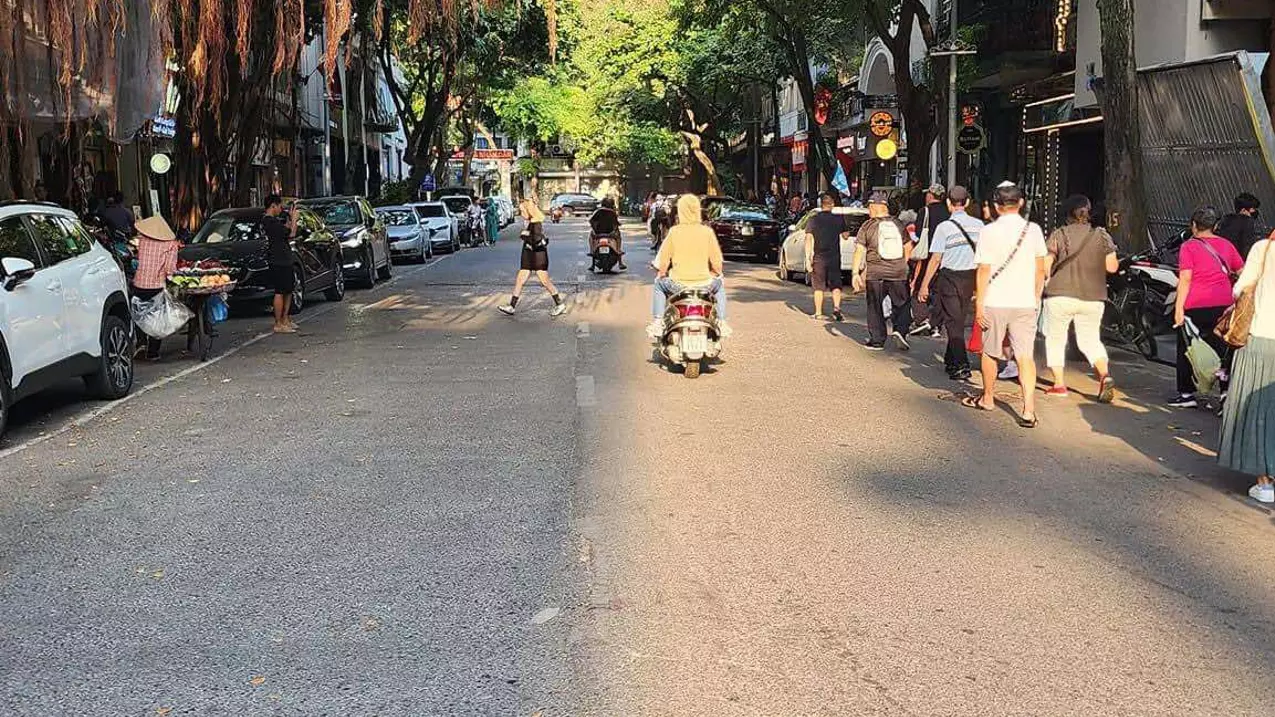 Hoan Kiem