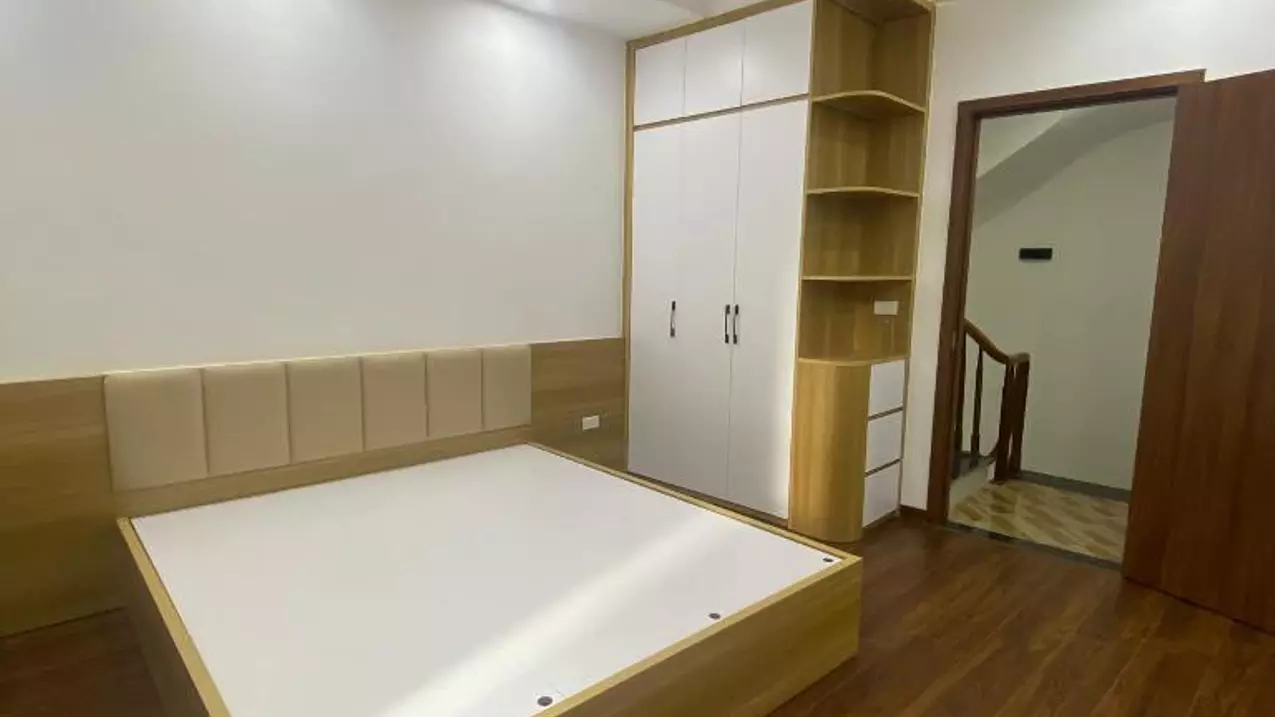 Ha Dong