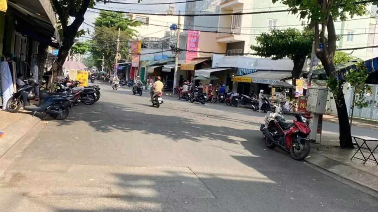 Tan Phu