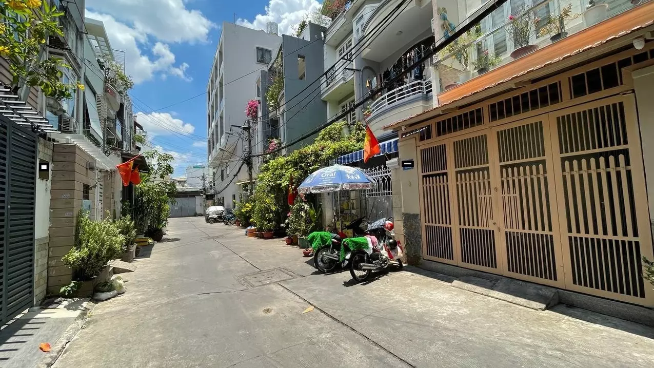 Tan Phu
