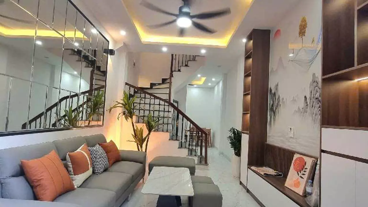 Hoang Mai