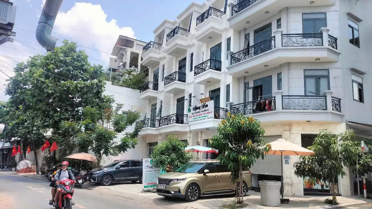 newly built house for sale - located right in the center of binh tan