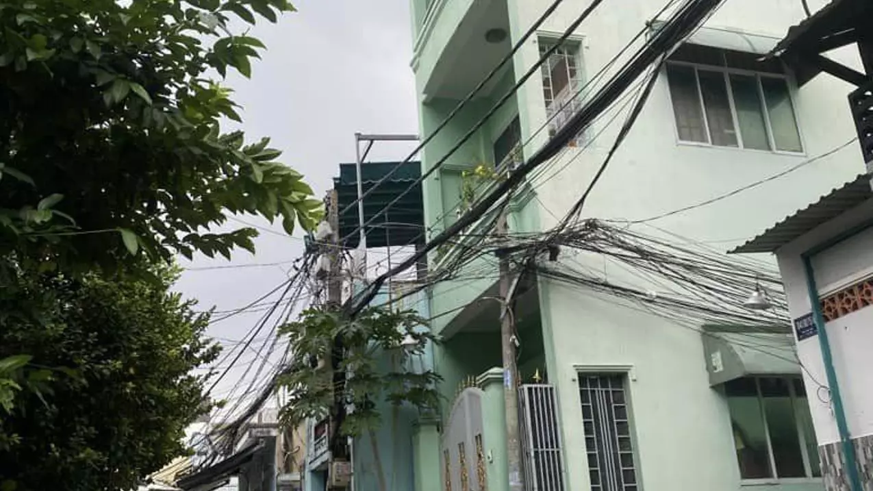 next to himlam area district 7 - 3-floor house - 4m always in front of the house - tran xuan soan - tan hung