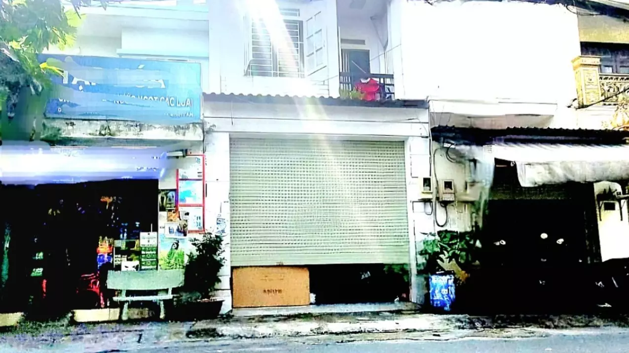 owner needs to sell ly - shock reduction of nearly 1 billion business face – 10m road – sat tan ky tan qui