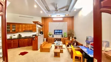 Hoang Mai