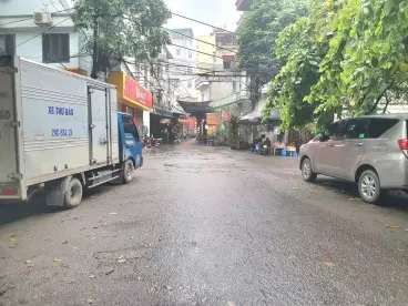 Ha Dong