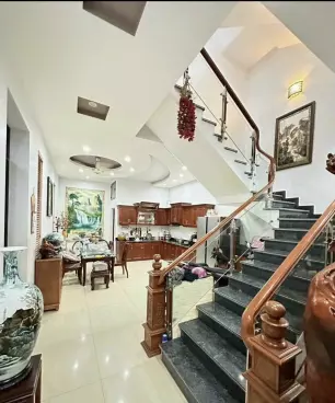 Hong Bang
