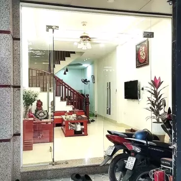 Ha Dong