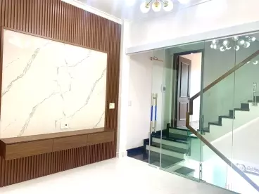 Hong Bang