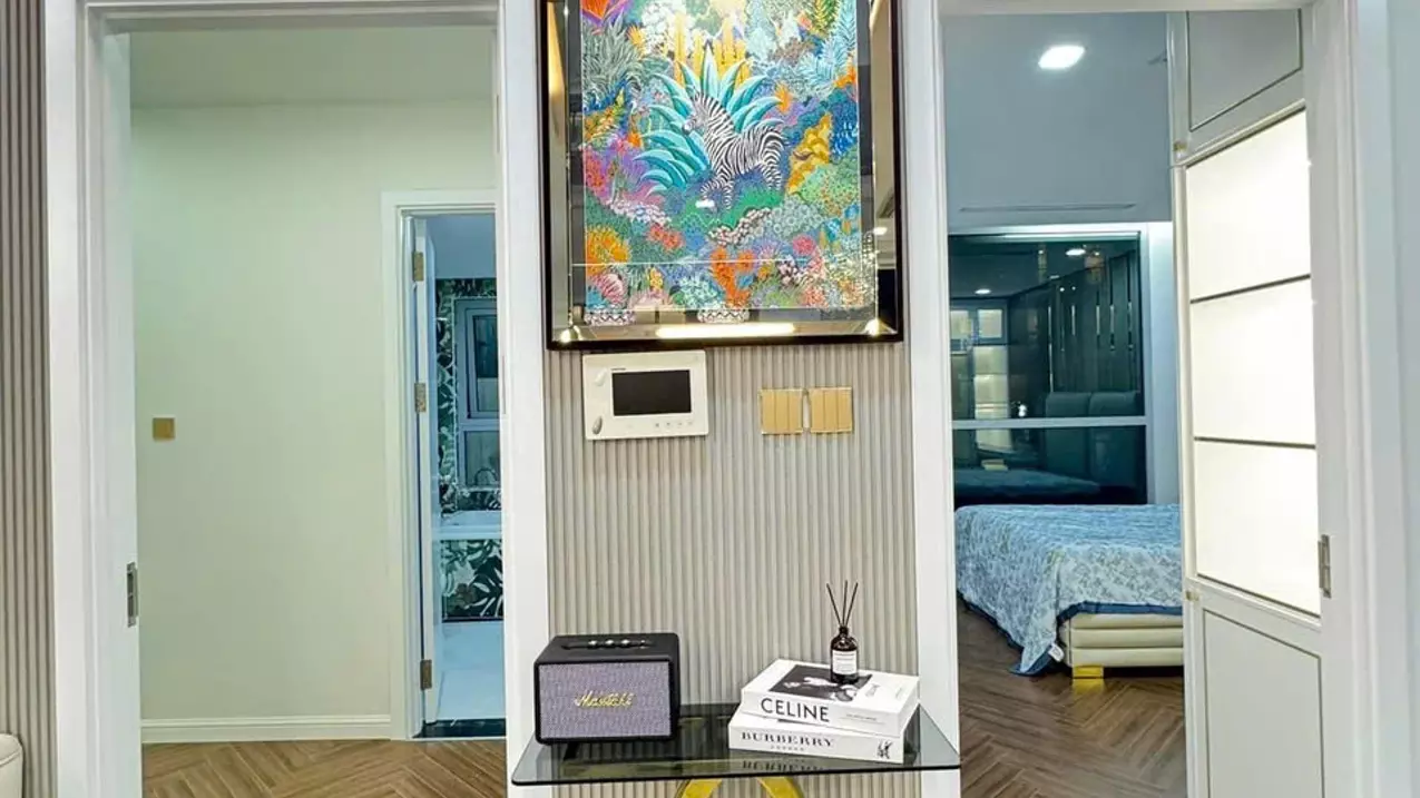 selling a unique 4-bedroom luxury apartment in vinhomes central park