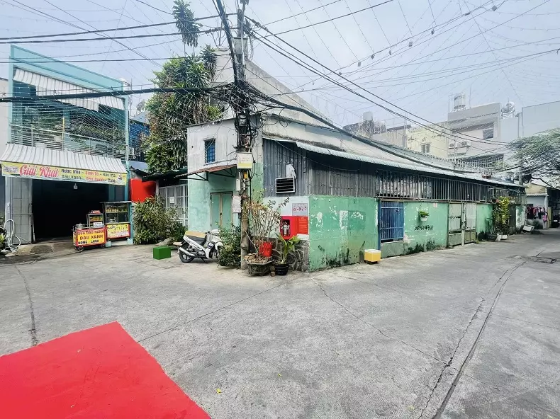 Tan Phu