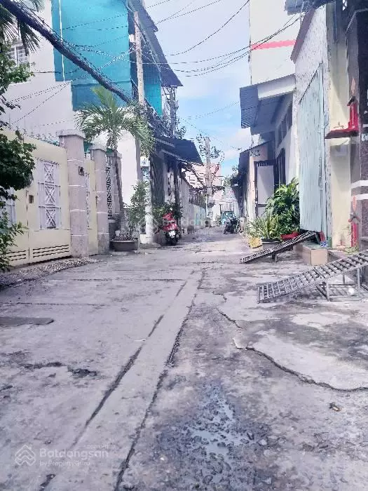 District 8