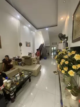 Hong Bang