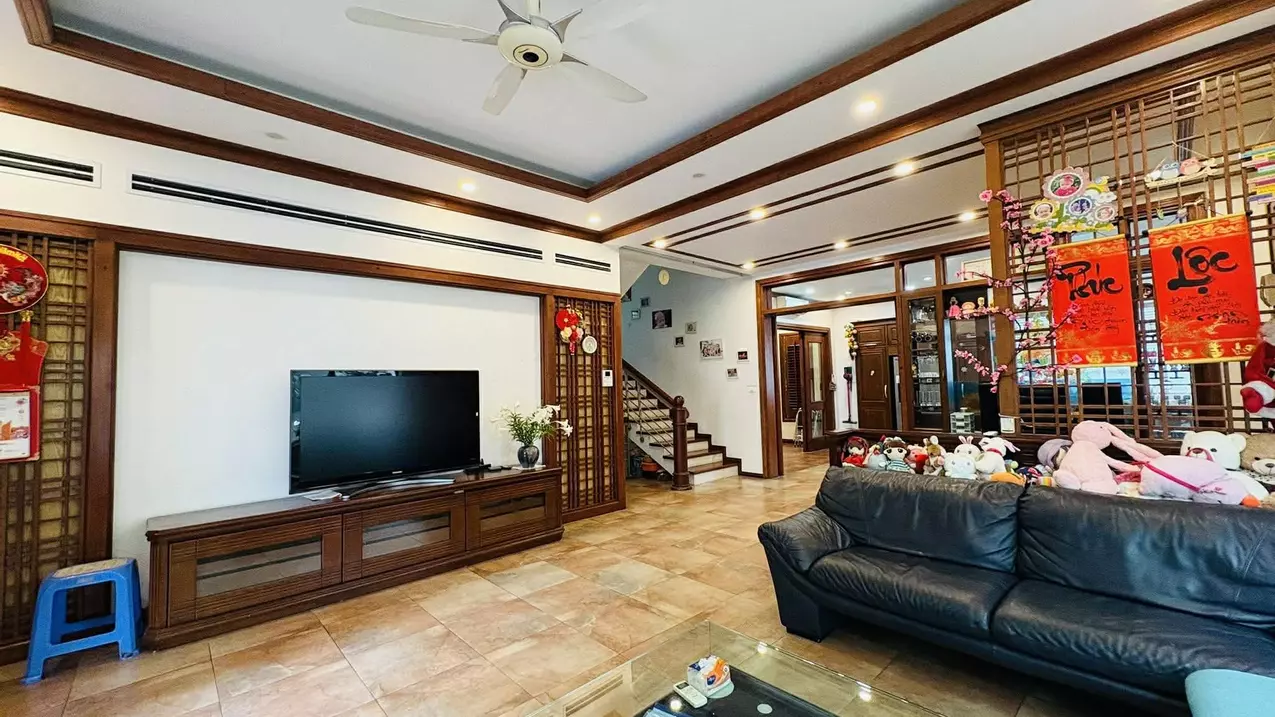 Hoang Mai