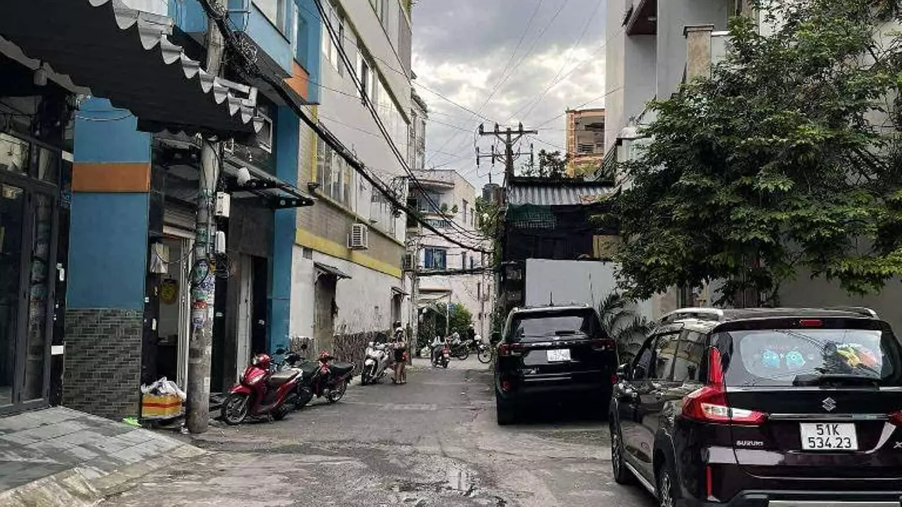 Tan Phu