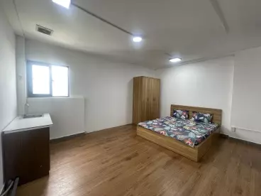 1 bedroom, 1 bedroom in duong quang ham - unlimited people and cars can live immediately