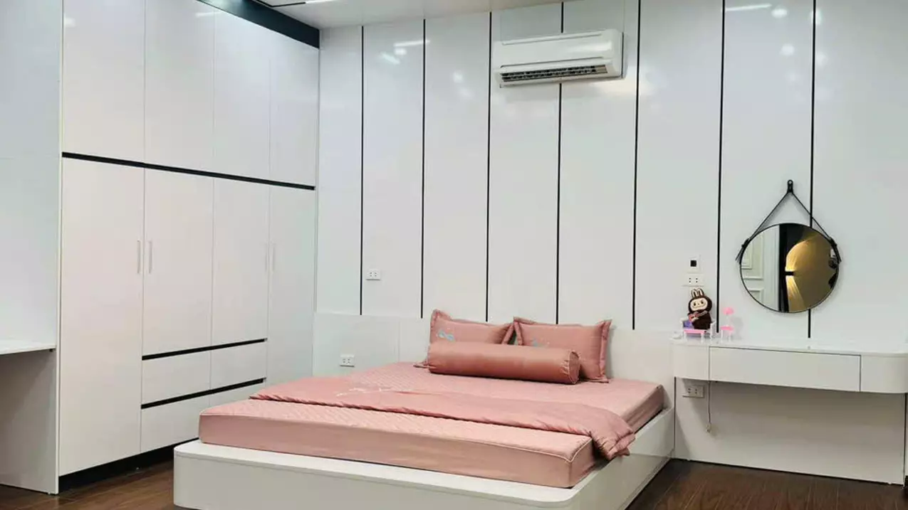 Nam Tu Liem