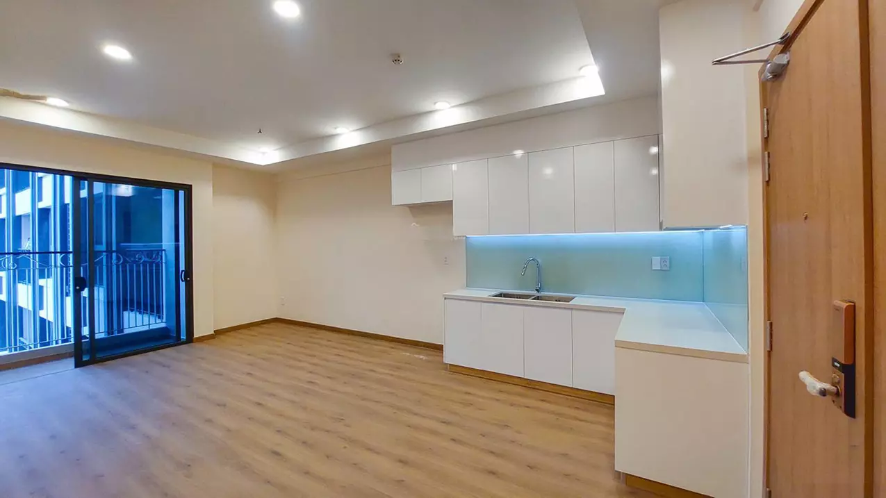 apartment frontage on nguyen luong bang, adjacent to phu my hung, high-class furniture, ready to move in, beautiful view