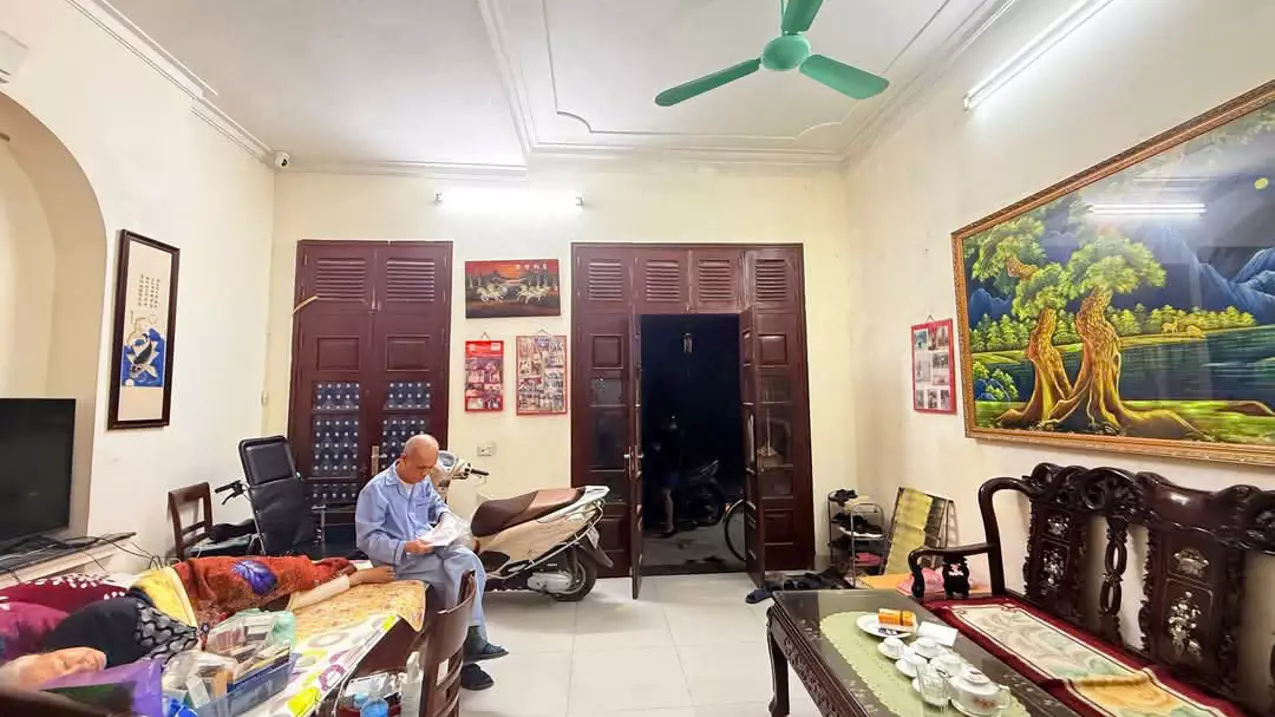Nam Tu Liem