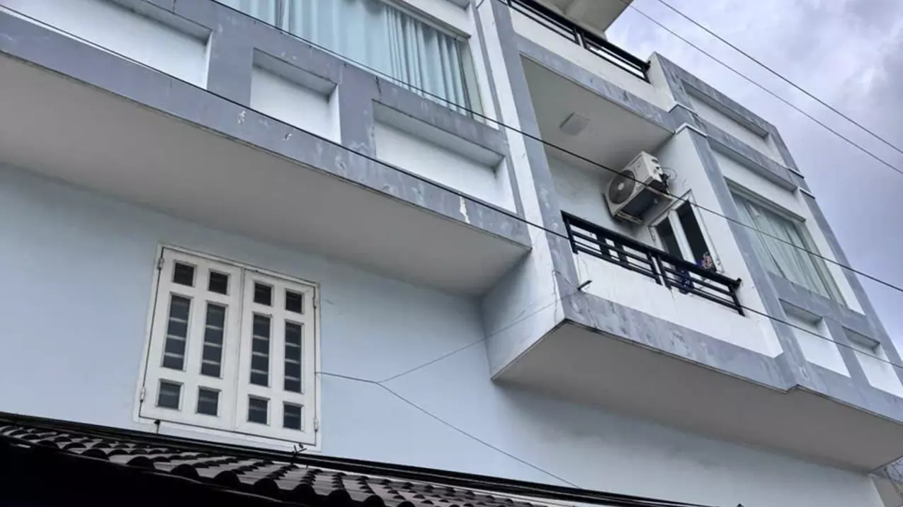 binh tan, near mt tl 10, 3-story house, car, low price