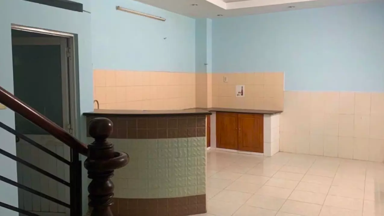 binh tri dong - binh tan 54m ( 4x13.5 ) 4 floors - 4 brs, 3 bathrooms - social connection to the house - only 5 billion little.