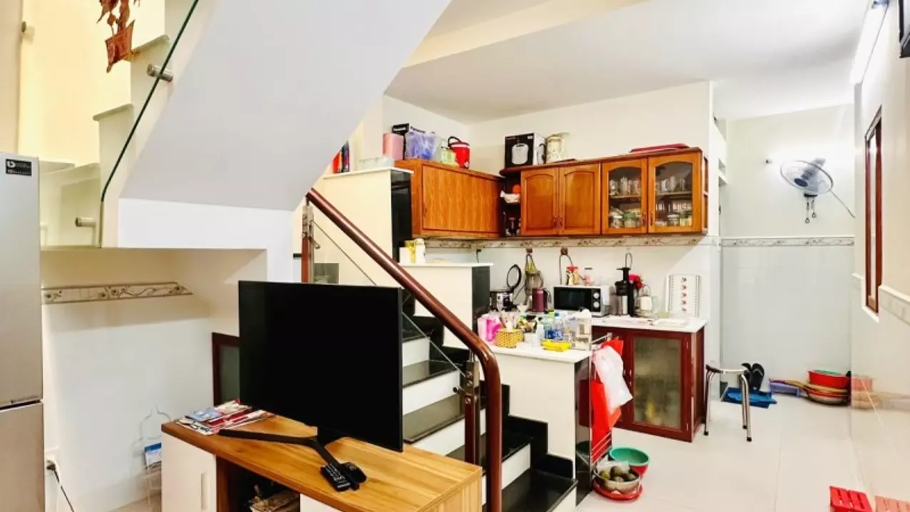 bui thi xuan - ward 3 - tan binh - beautiful new house in the right - 52m2 sufficient cn - book for prosperity - no planning