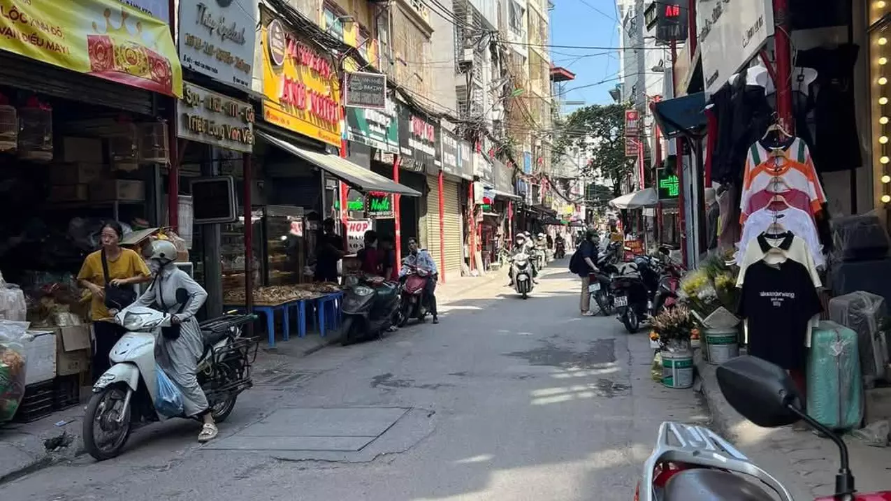 Nam Tu Liem