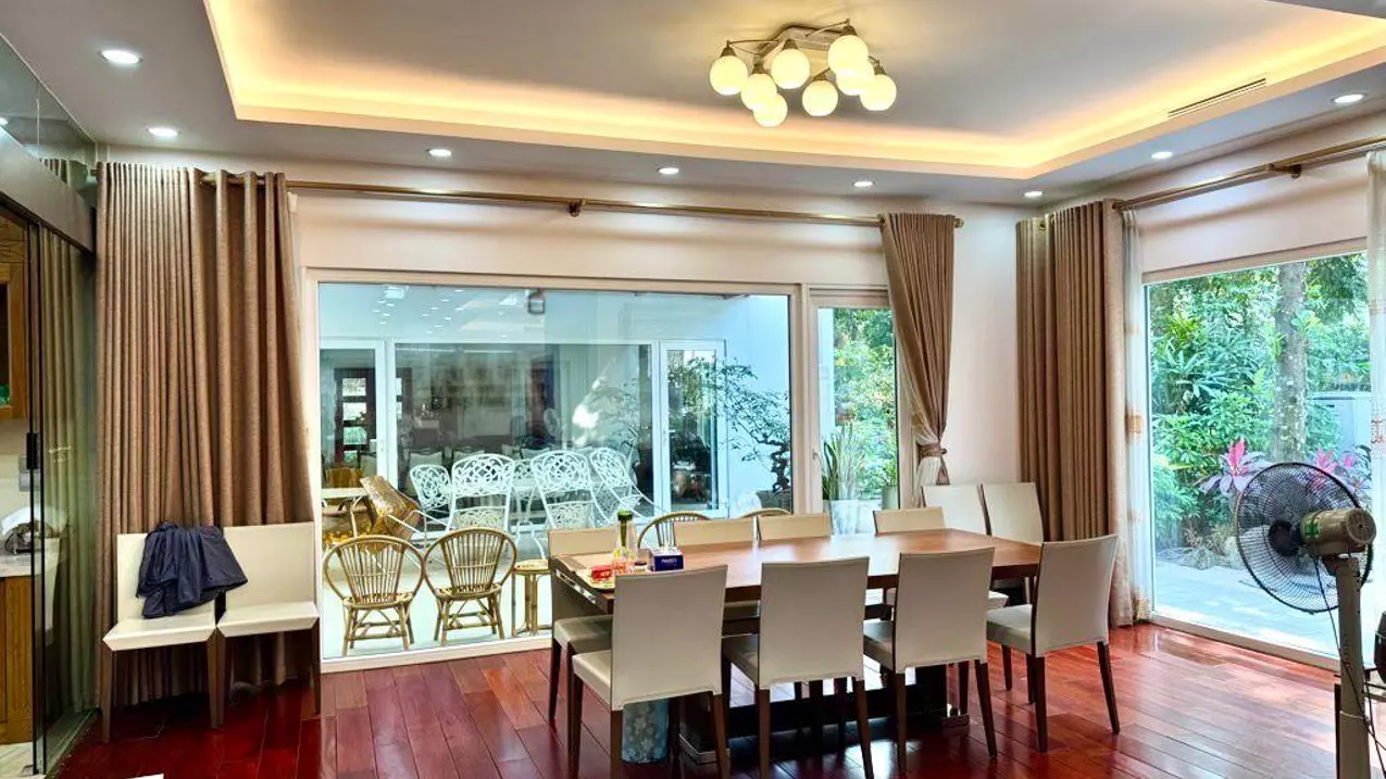Van Giang