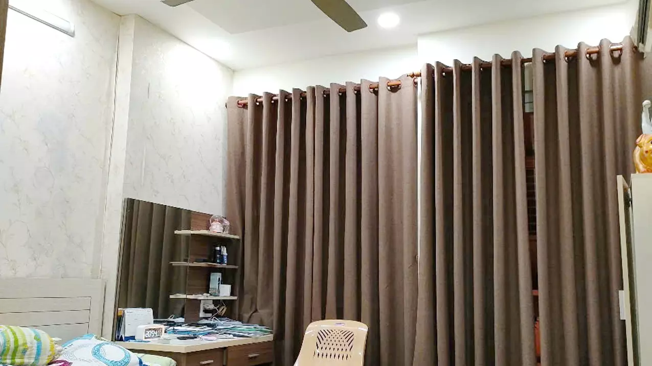 District 8