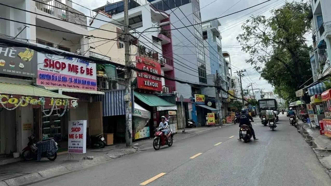 Tan Phu