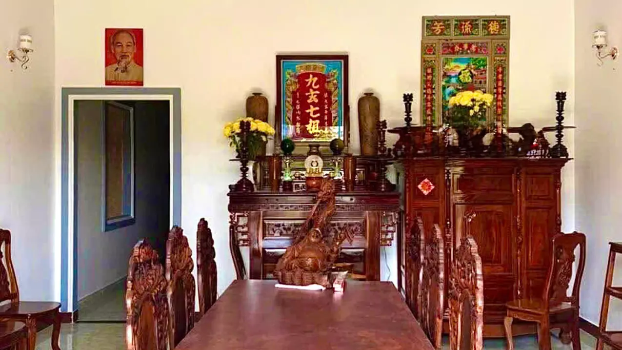 Duong Minh Chau