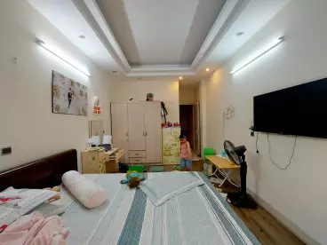Nam Tu Liem