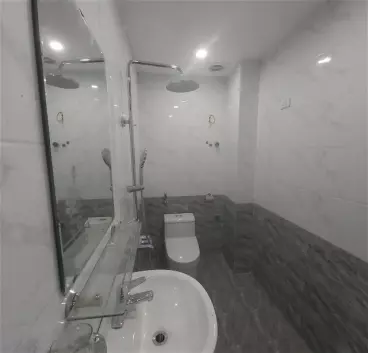 Nam Tu Liem