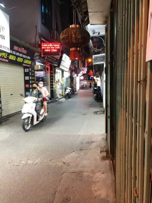 Nam Tu Liem